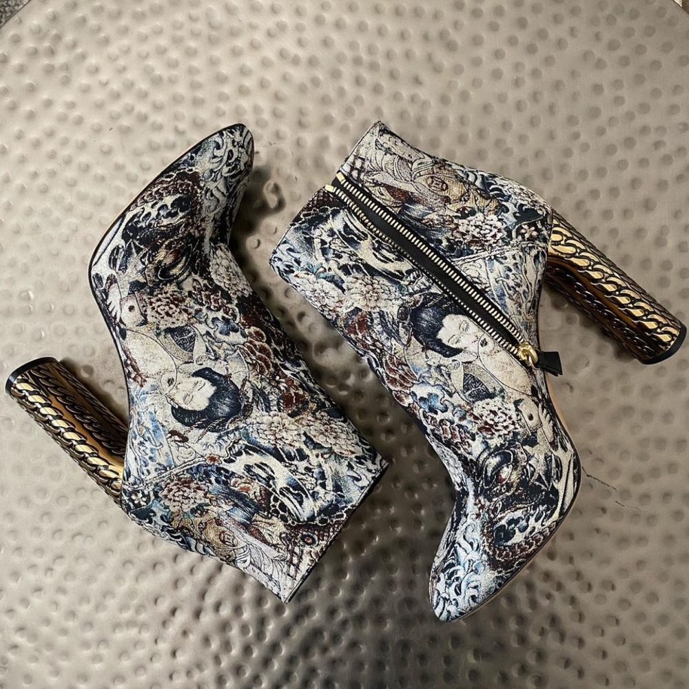 🚫SOLD🚫 Casadei Jacquard Ankle Boots - Picture 2 of 10